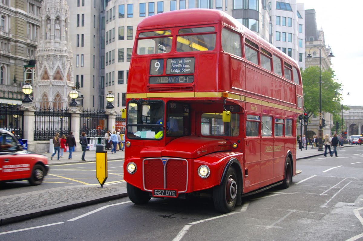 Bus di Kota London Inggris